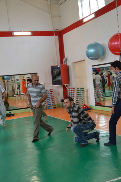 برگزاري كارگاه هاي آموزشي روش هاي تئاتر خياباني شورايي براي شركت كنندگان و هنرجويان در چهارمين جشنواره تئاتر خياباني شهروند لاهيجان